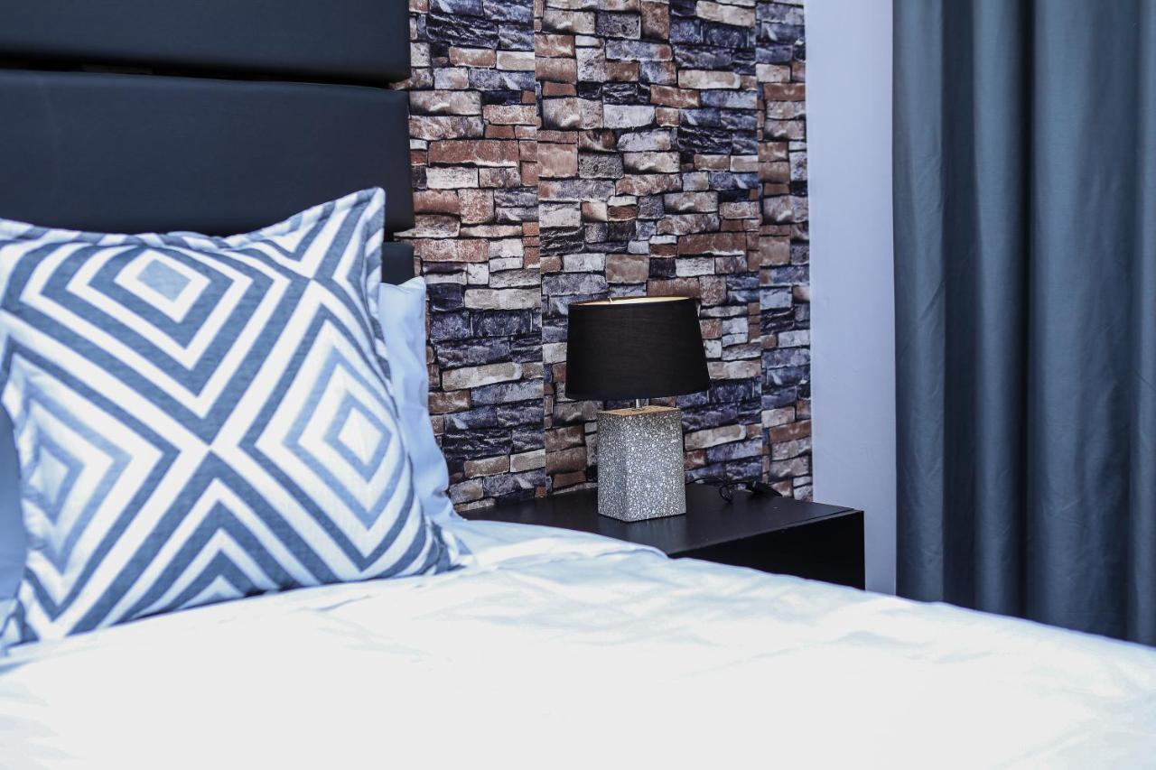 Delux Guesthouse Volksrust 외부 사진
