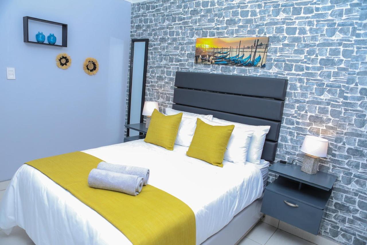 Delux Guesthouse Volksrust 외부 사진