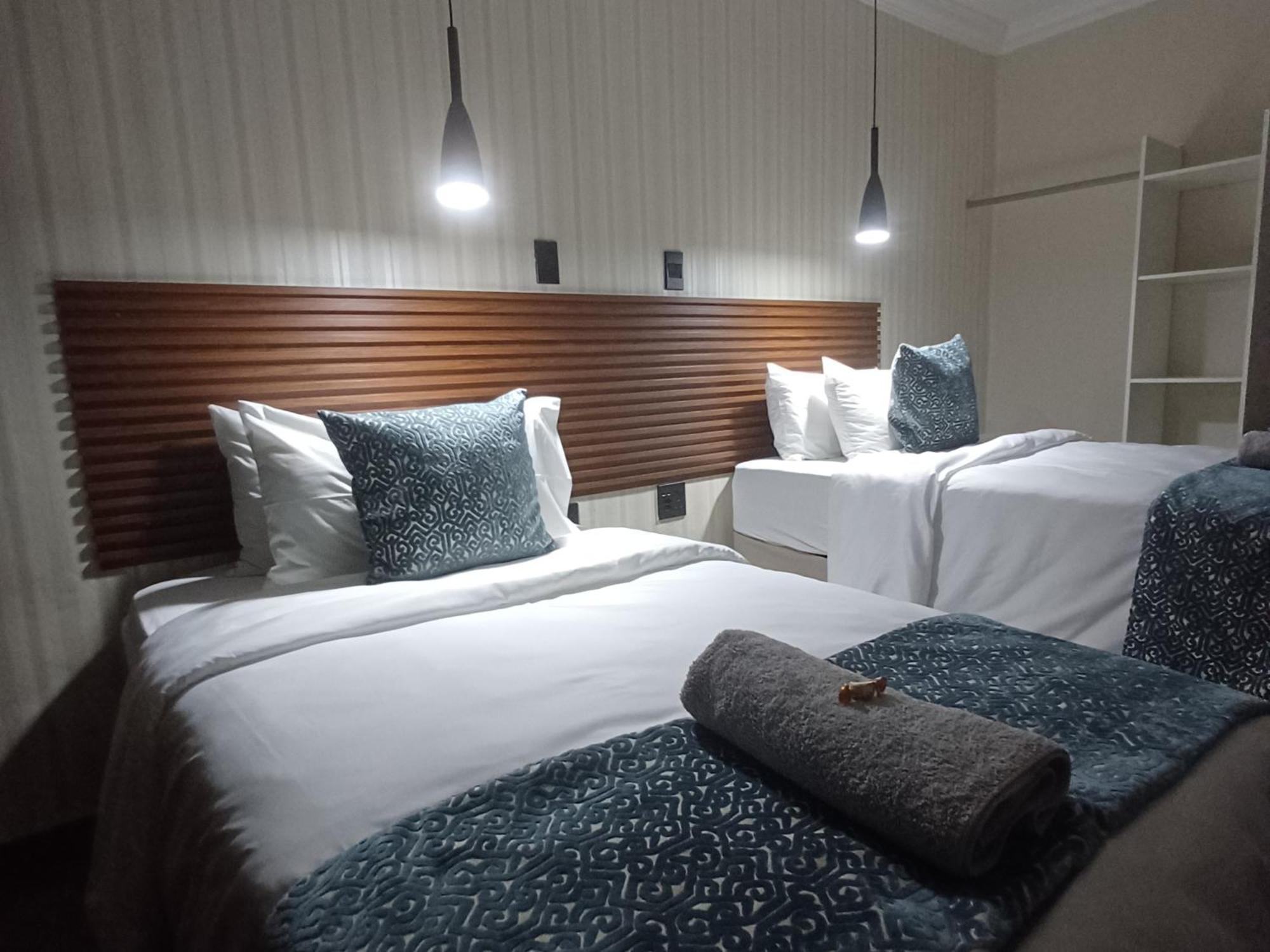 Delux Guesthouse Volksrust 외부 사진