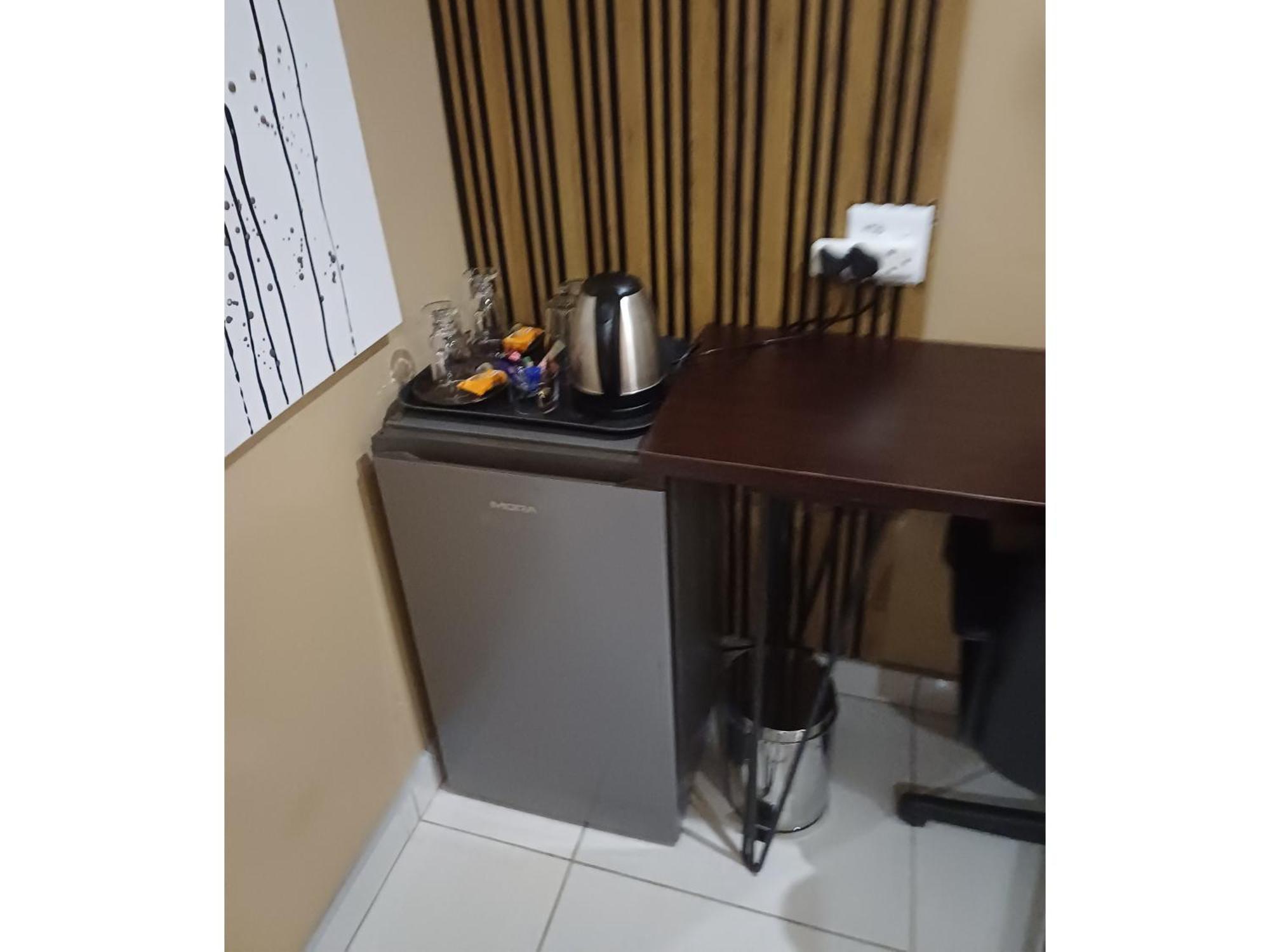Delux Guesthouse Volksrust 외부 사진
