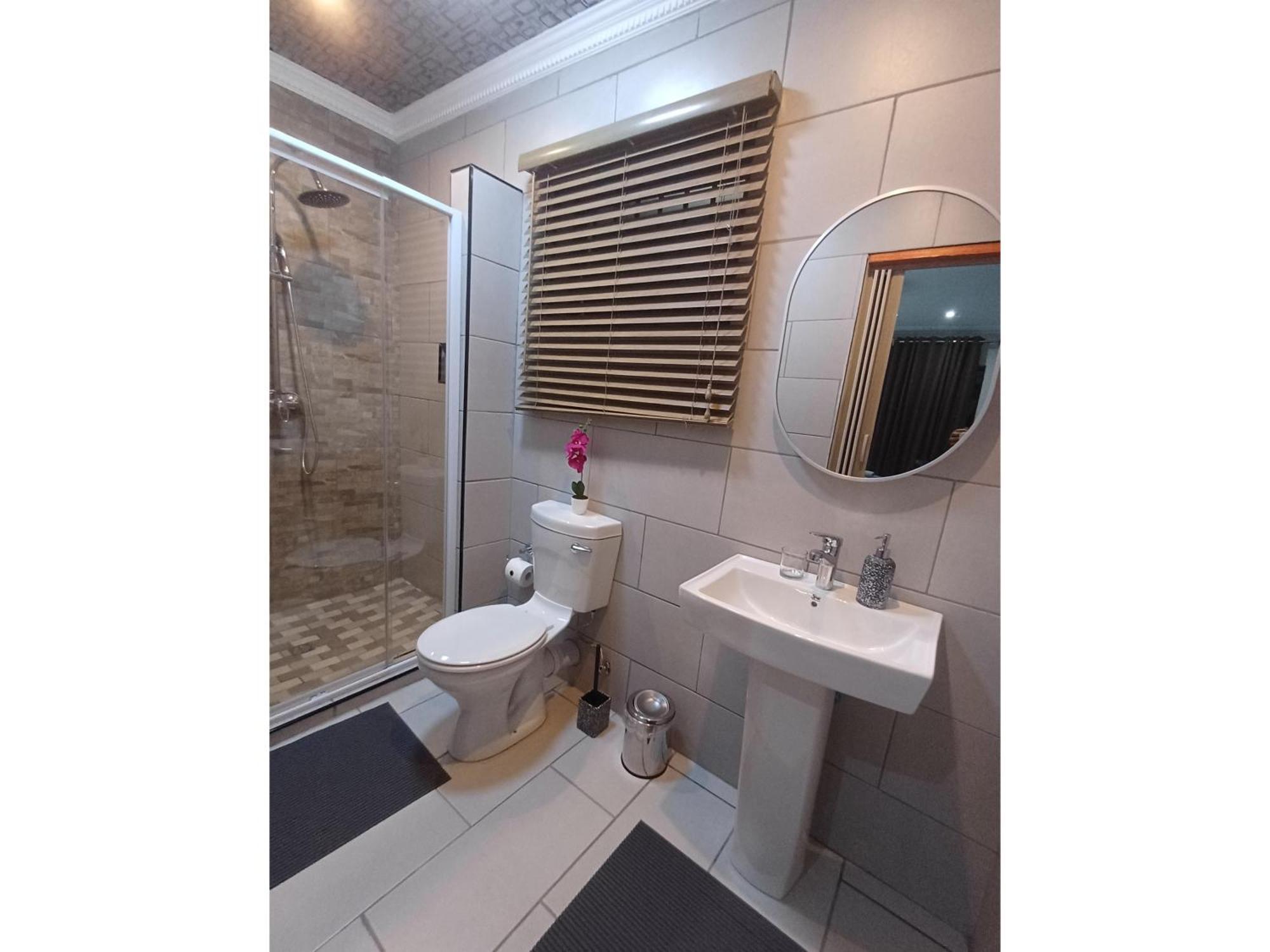 Delux Guesthouse Volksrust 외부 사진