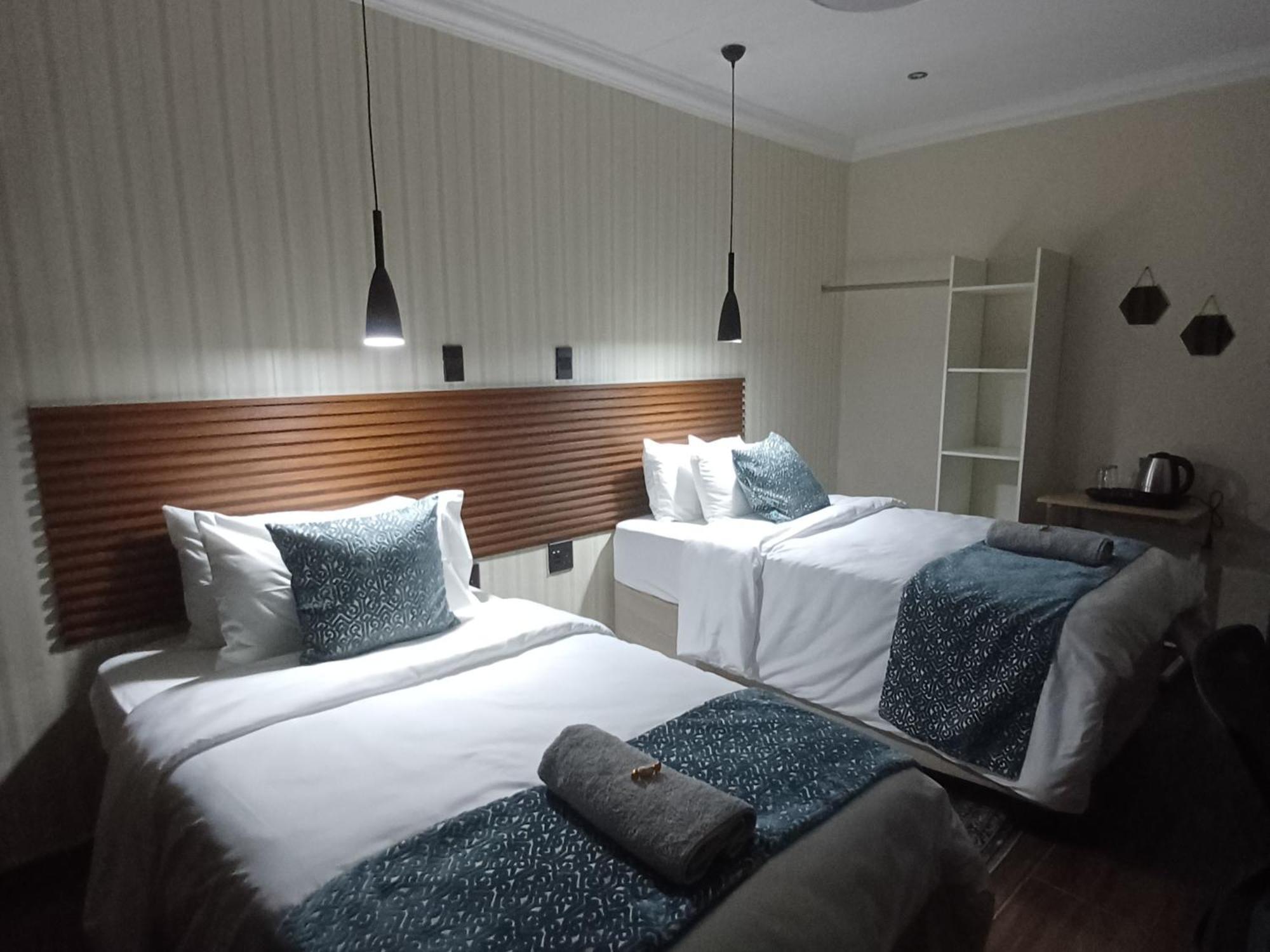 Delux Guesthouse Volksrust 외부 사진